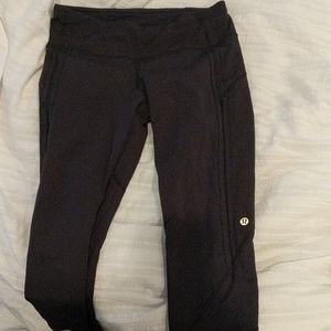 Lulu lemon Capri pants